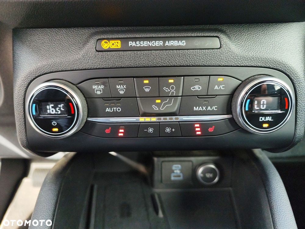 Ford Kuga - 22