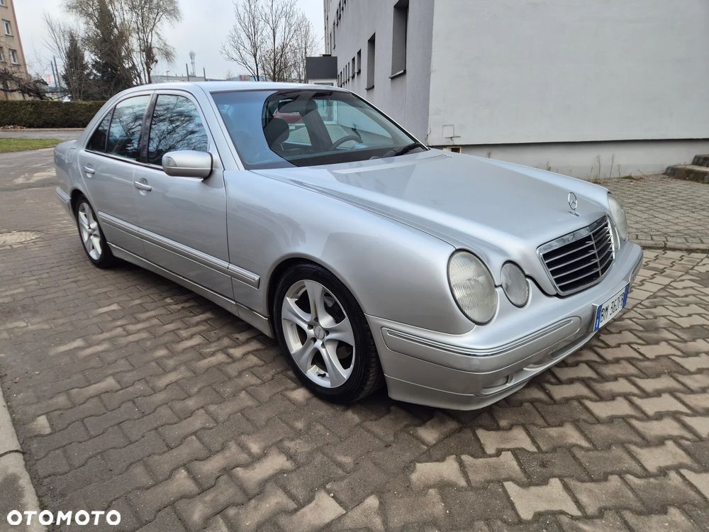 Mercedes-Benz Klasa E 220 CDI Avantgarde - 3