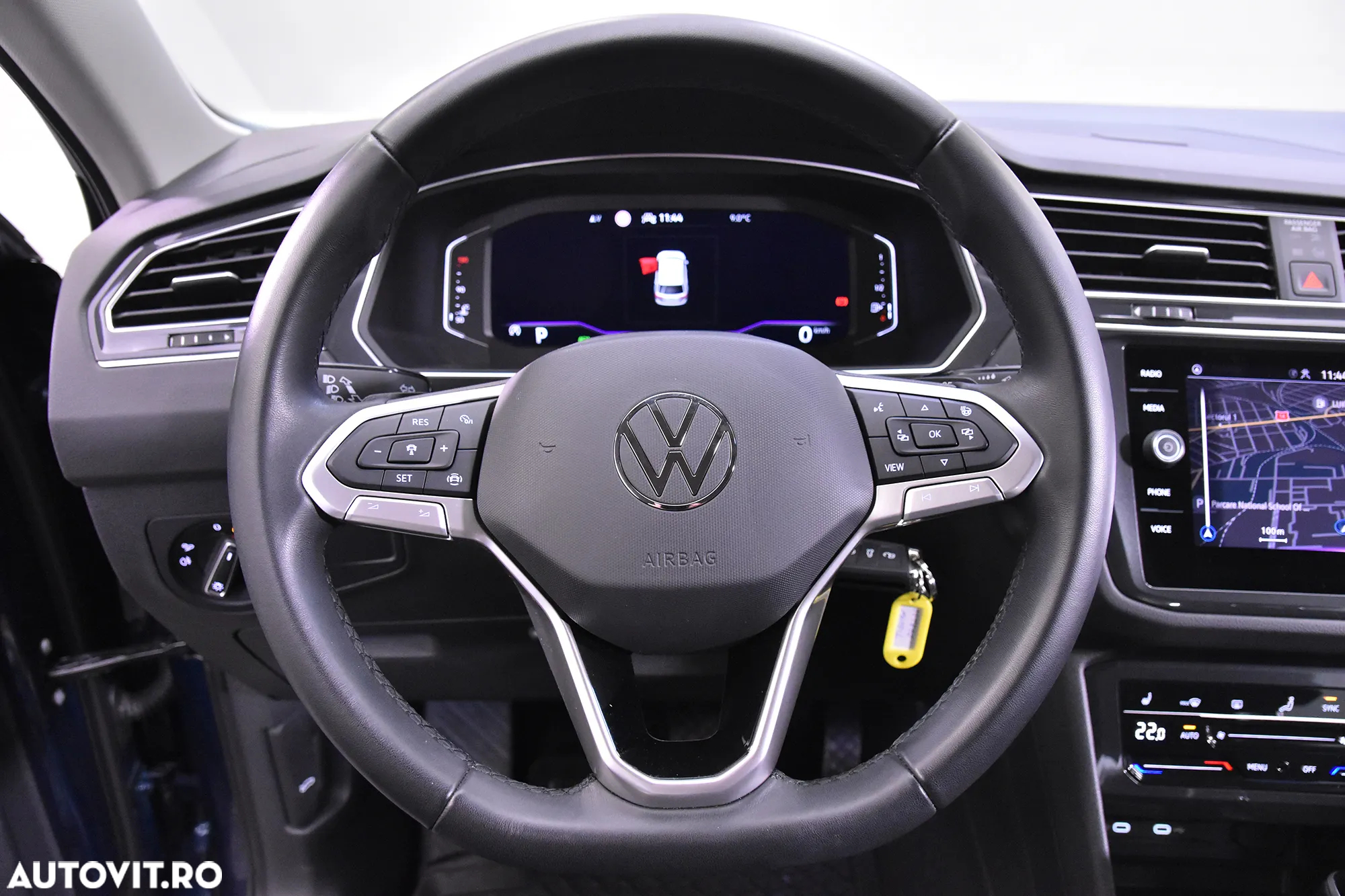 Volkswagen Tiguan 2.0 TDI DSG Elegance - 16