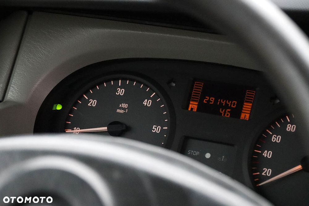 Opel VIVARO LONG 2,5 DTI 135KM Brygadowy 5 Miejsc KLIMA - 30