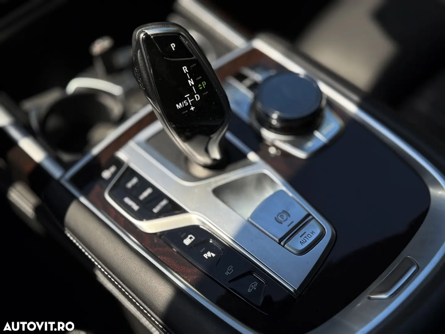 BMW Seria 7 745Le xDrive AT PHEV - 15