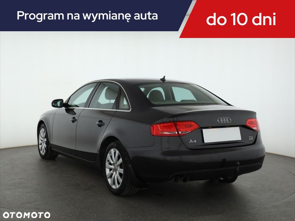 Audi A4 Limousine - 6