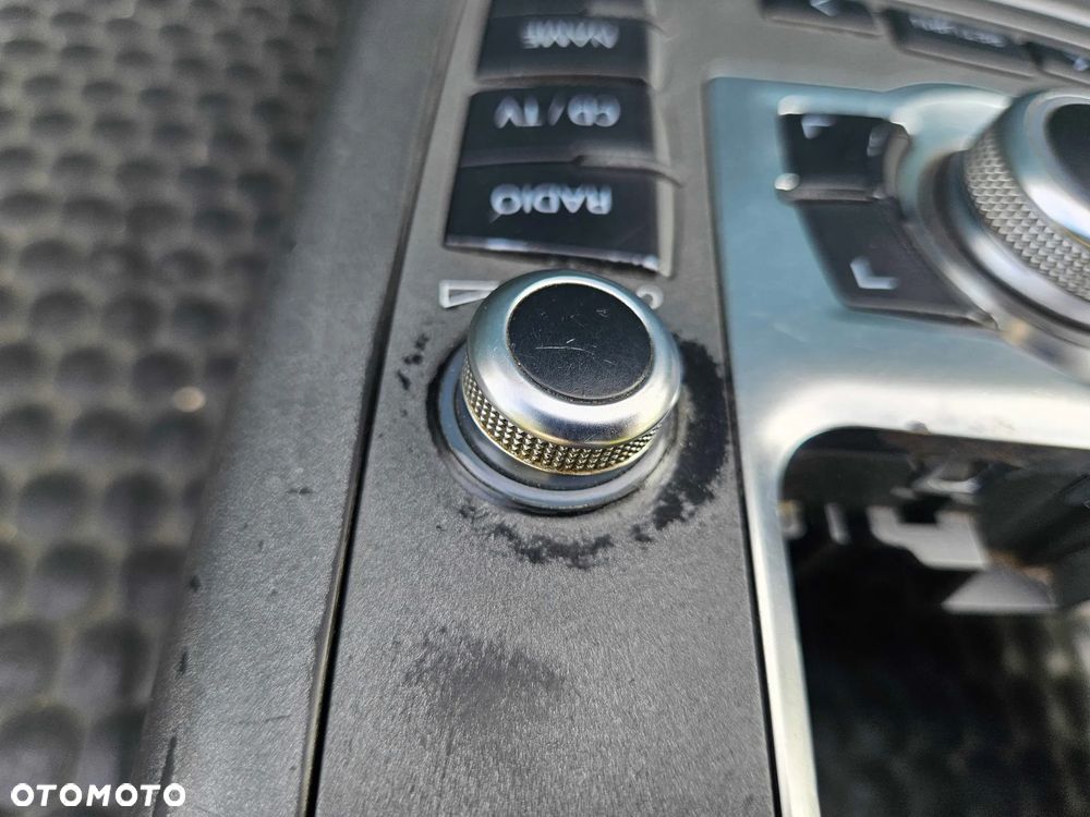 Tunel Srodkowy Panel Sterowanie MMI Popielniczka Uchwyt na Napoje AUDI A6 C6 Europa - 29