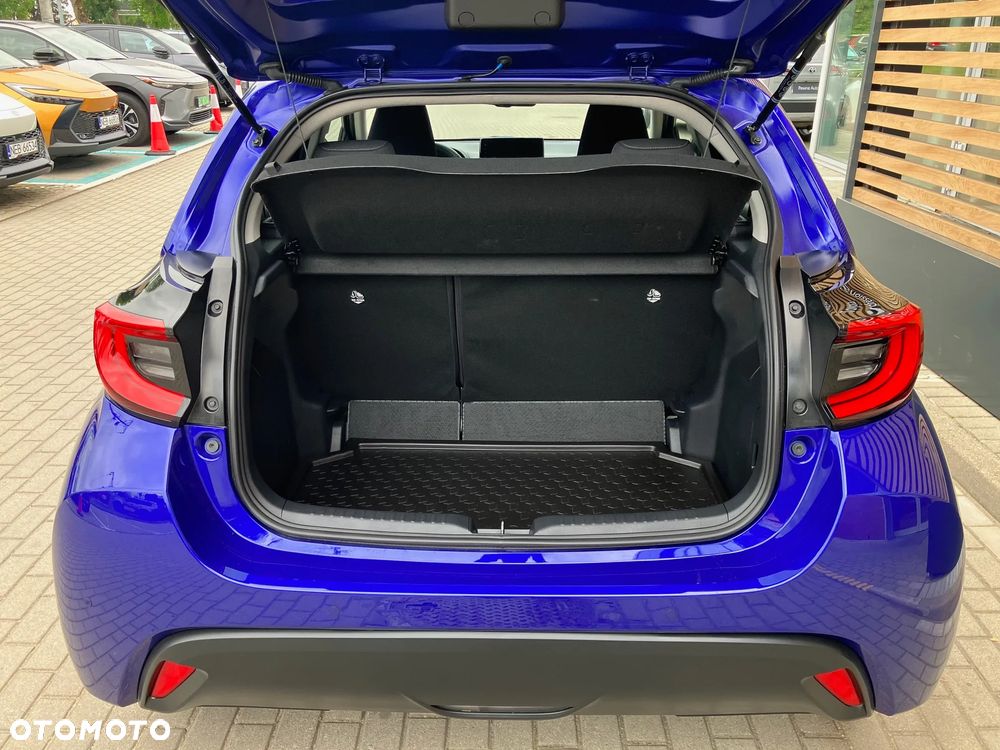 Toyota Yaris Hybrid 1.5 Style - 9
