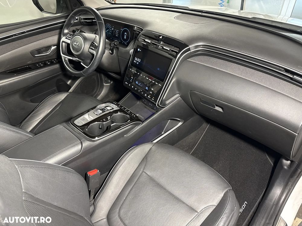 Hyundai Tucson 1.6 T-GDi 48V-Hybrid 4WD DCT Prime - 28