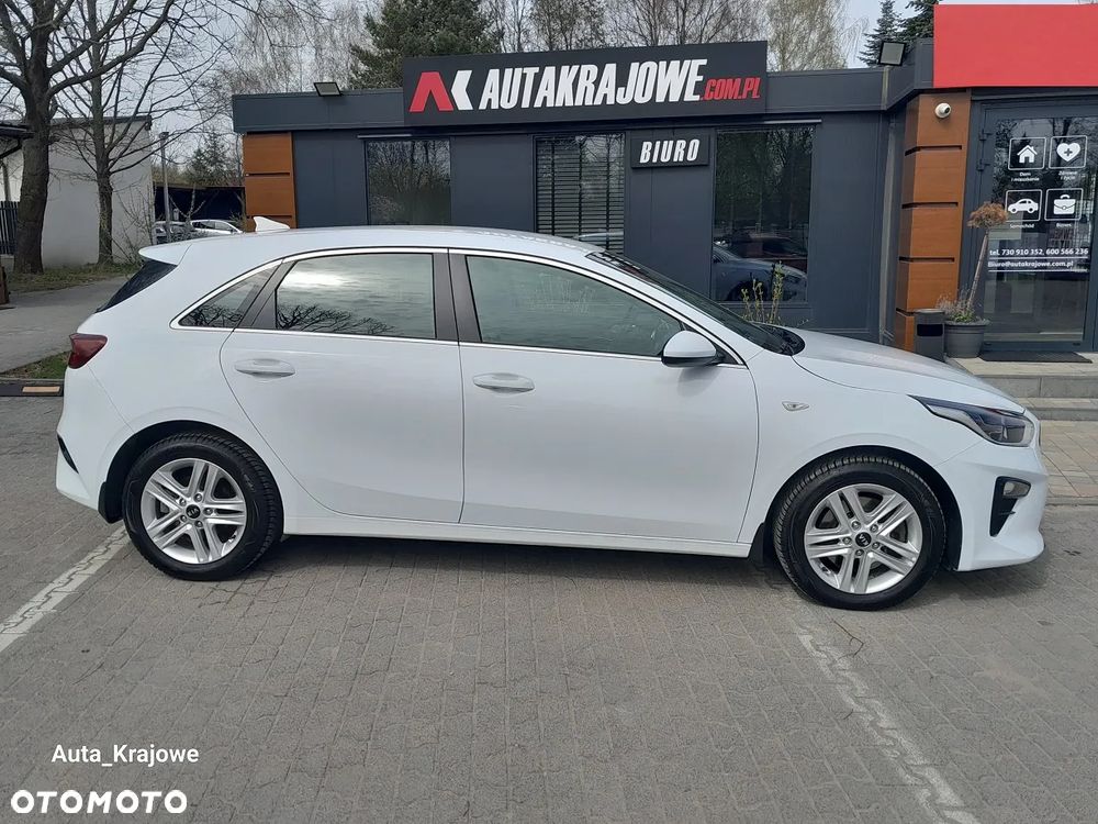Kia Ceed 1.6 CRDi mHEV M - 8