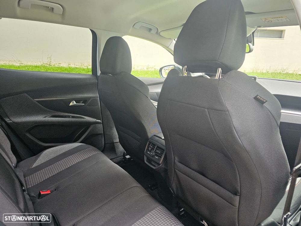 Peugeot 3008 1.2 PureTech Active - 15