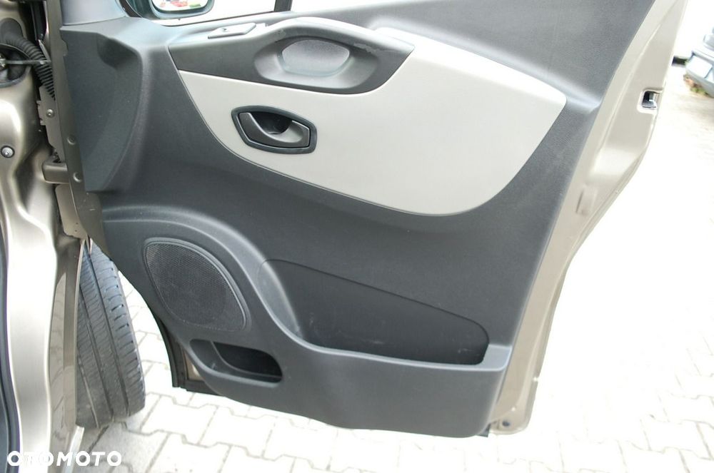 Renault Trafic - 29