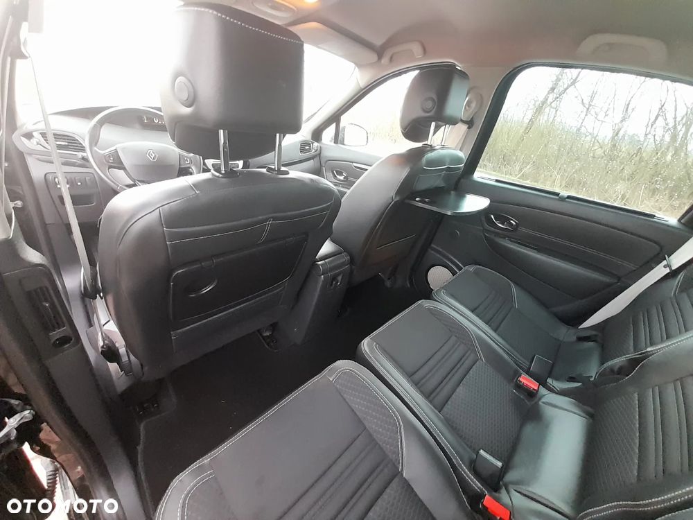 Renault Grand Scenic dCi 110 EDC Bose Edition - 31