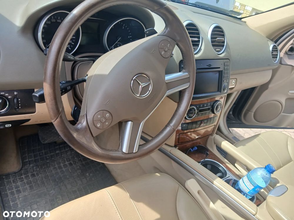 Mercedes-Benz ML 300 CDI 4-Matic - 14
