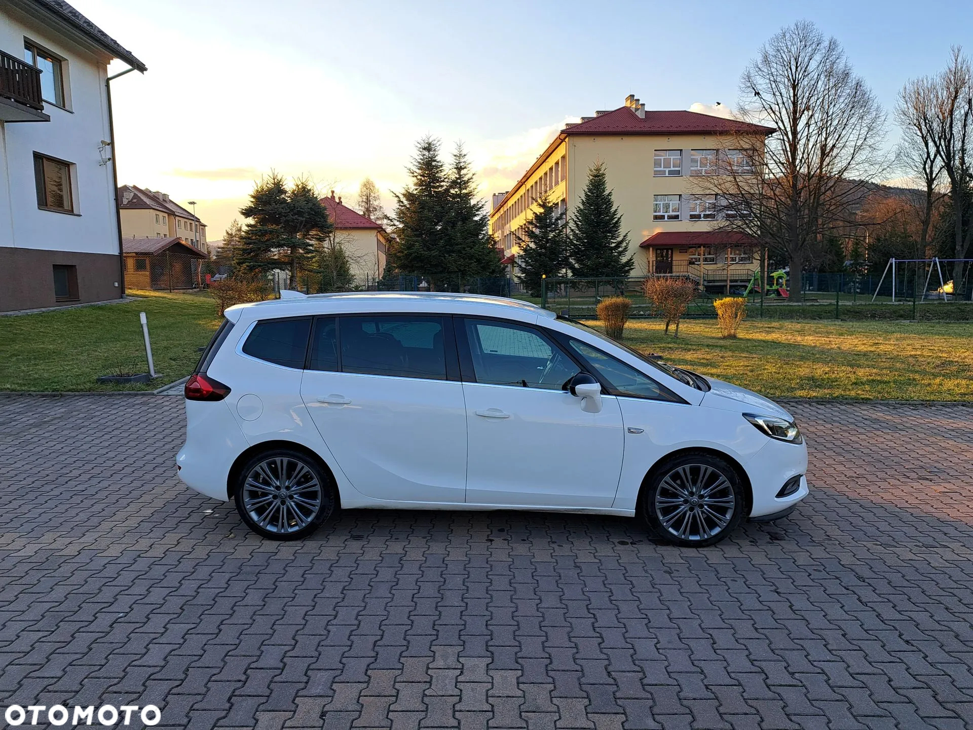 Opel Zafira 2.0 CDTI Elite - 4