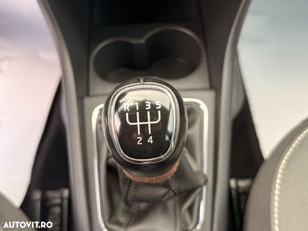 Skoda RAPID 1.0 TSI Style - 14