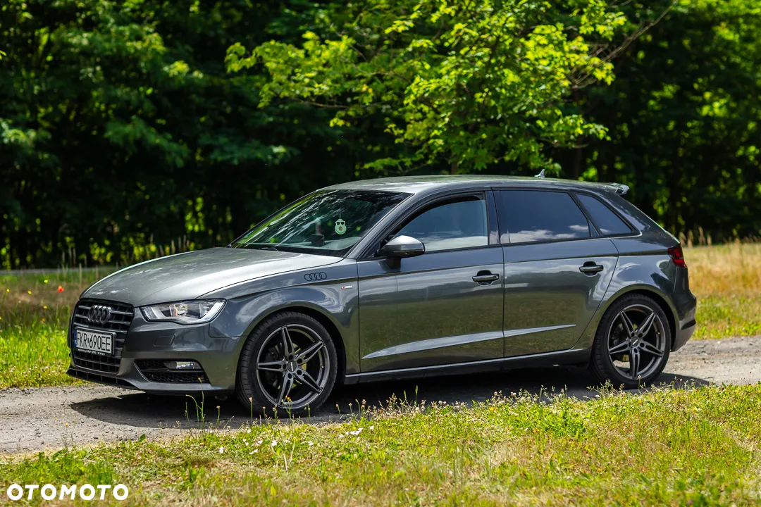 Audi A3 2.0 TDI Sportback S line Sportpaket - 4