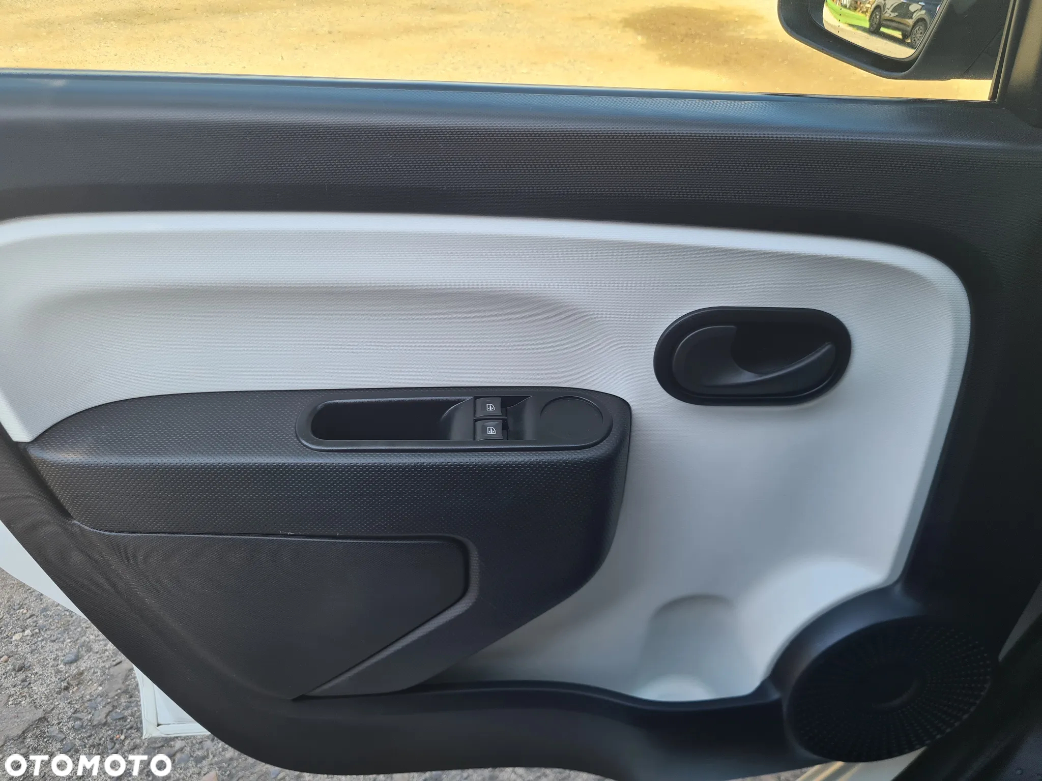 Renault Twingo - 21