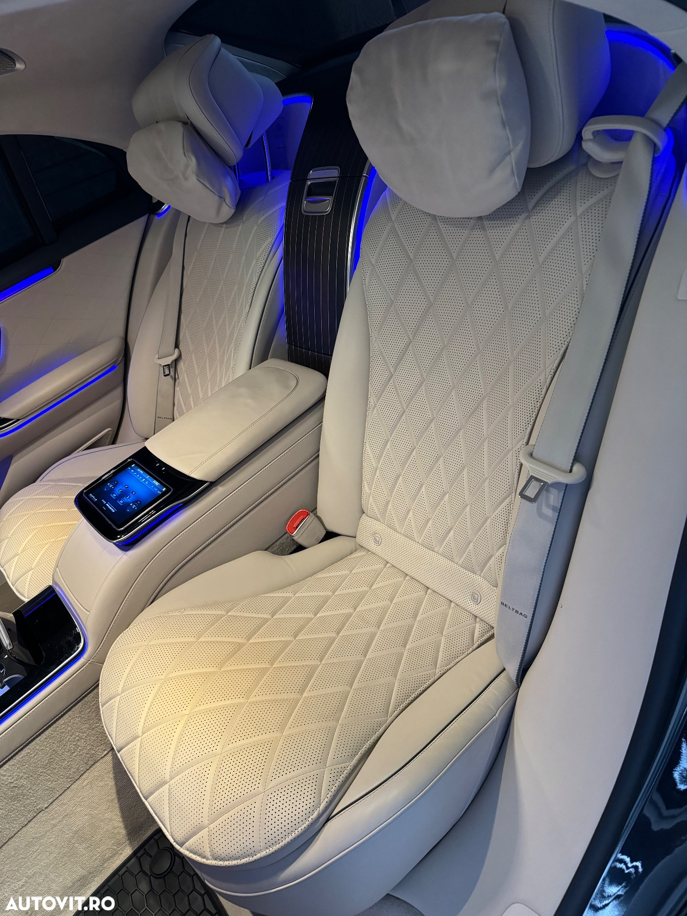 Mercedes-Benz S 500 4MATIC MHEV Long Aut. - 33
