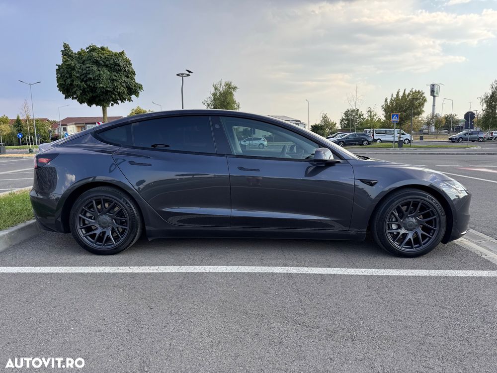 Tesla Model 3 Long Range - 5