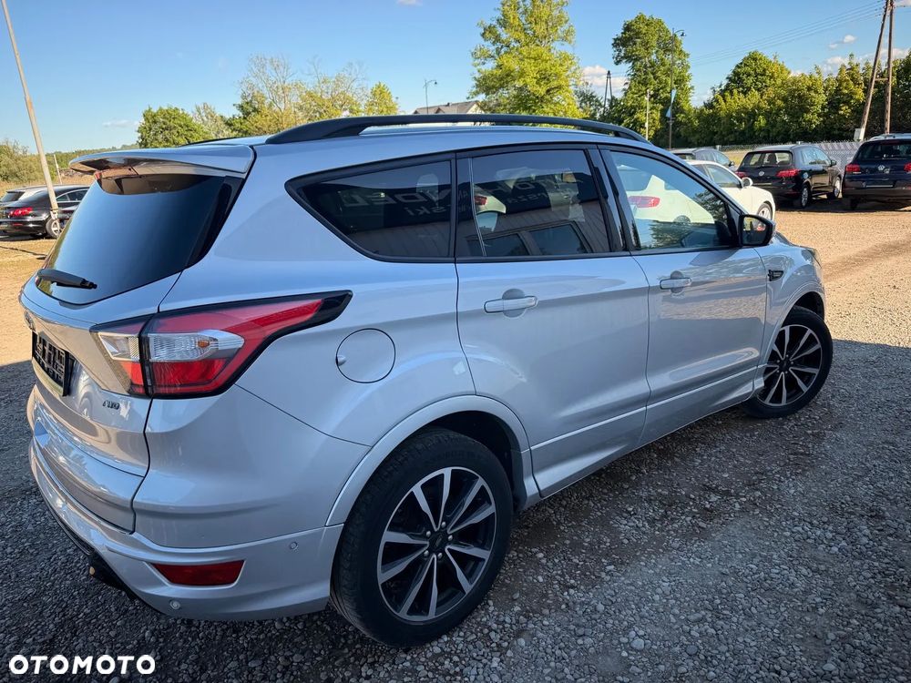 Ford Kuga 2.0 TDCi 4x4 ST-Line - 12