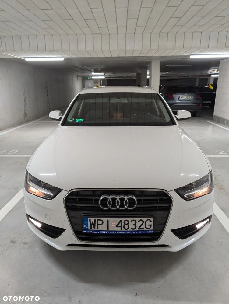 Audi A4 Avant 2.0 TDI Multitronic - 9
