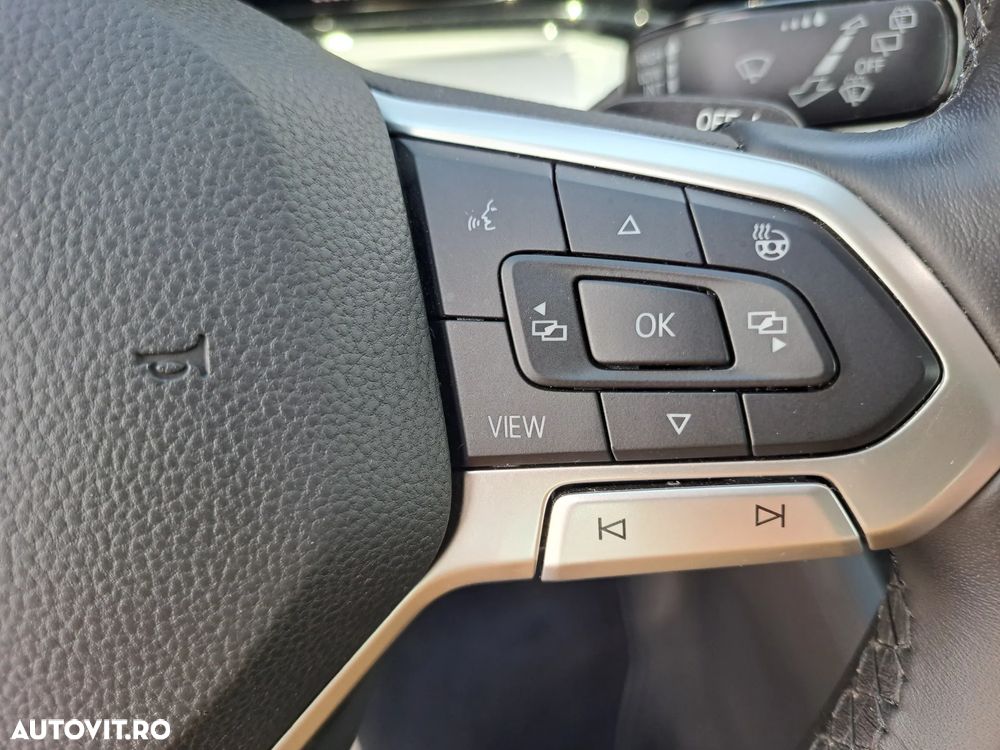 Volkswagen Golf 2.0 TDI SCR DSG Life - 14