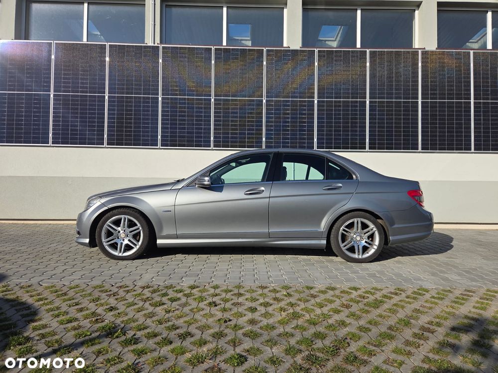 Mercedes-Benz Klasa C 200 CGI Automatik BlueEFFICIENCY