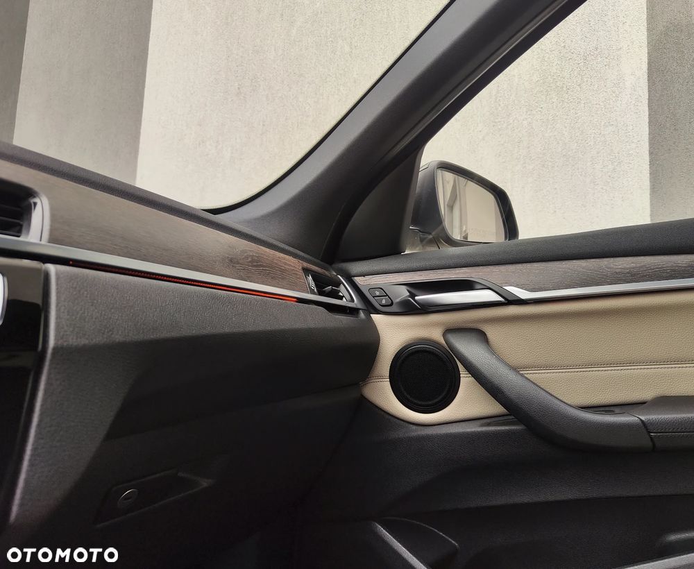 BMW X1 - 18