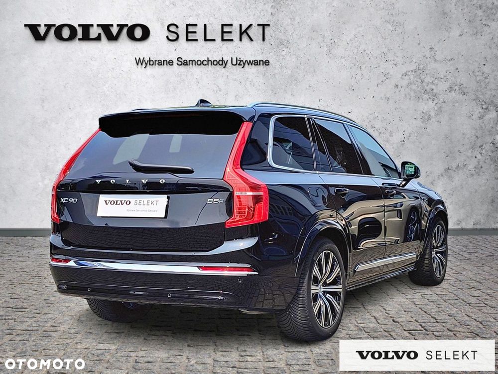 Volvo XC 90 - 8
