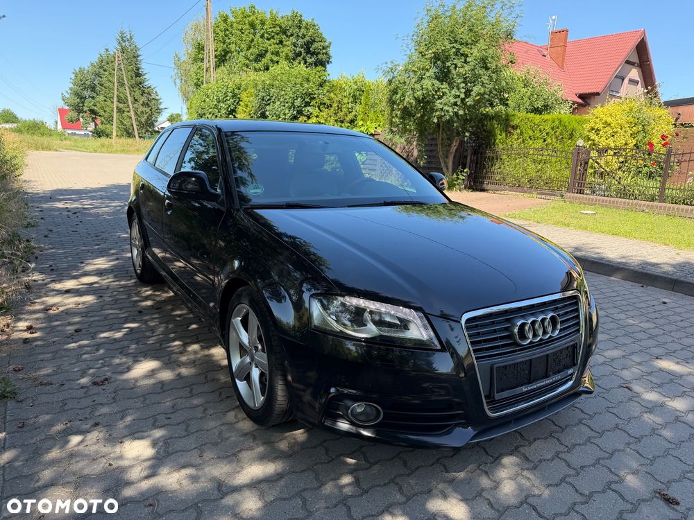 Audi A3 Sportback 2.0 TDI DPF S line Sportpaket - 4