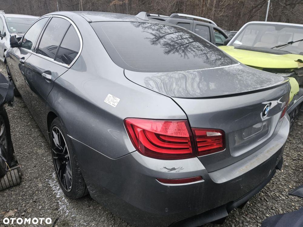 BMW Seria 5 530d Blue Performance Sport-Aut - 2