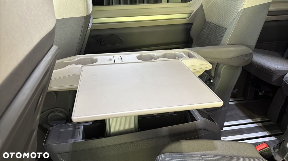 Volkswagen Multivan 1.5 eHybrid PHEV 180kW 4Motion L2 Life DSG - 26