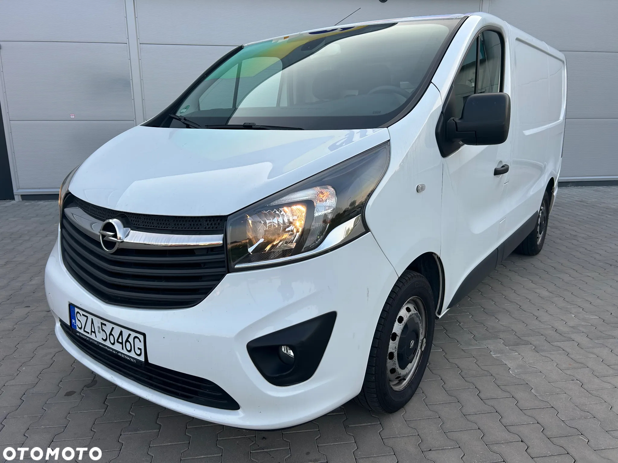 Opel VIVARO - 2
