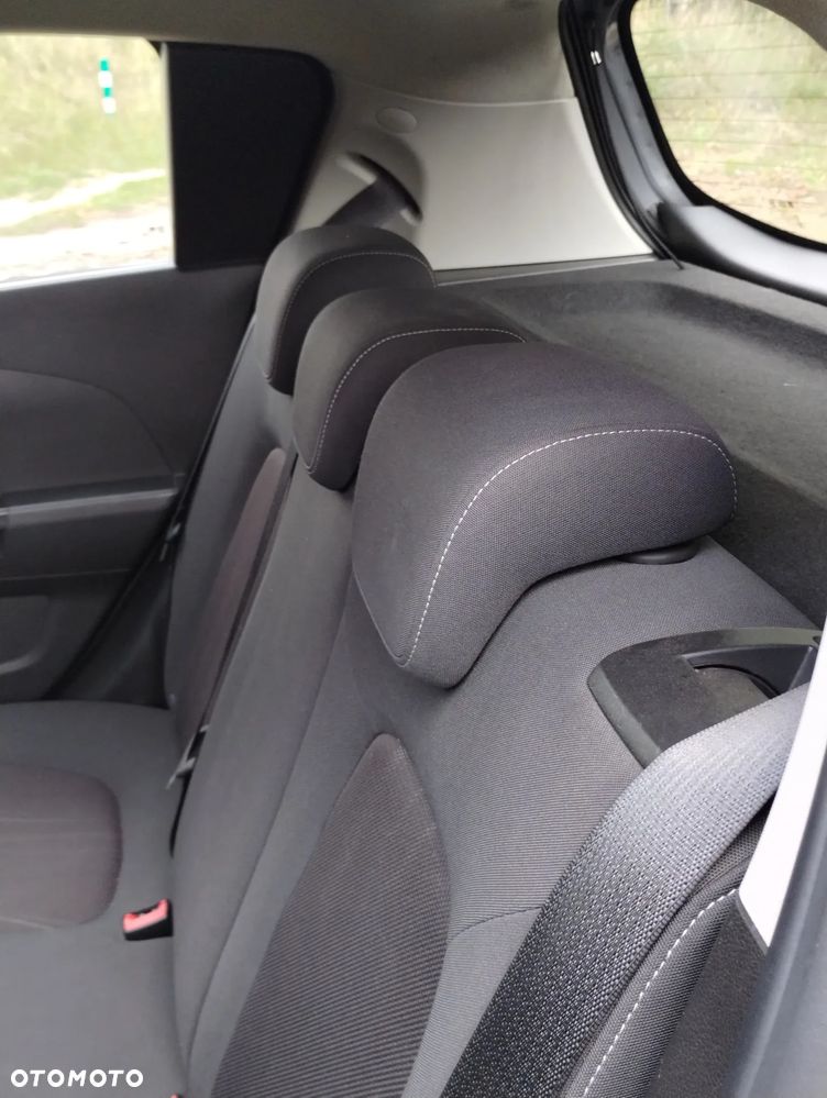 Chevrolet Aveo - 18