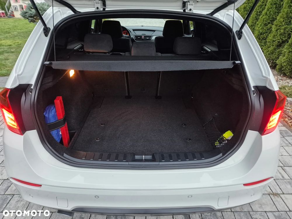 BMW X1 xDrive18d Sport Line - 23