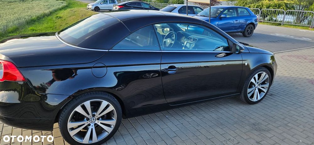 Volkswagen Eos - 4