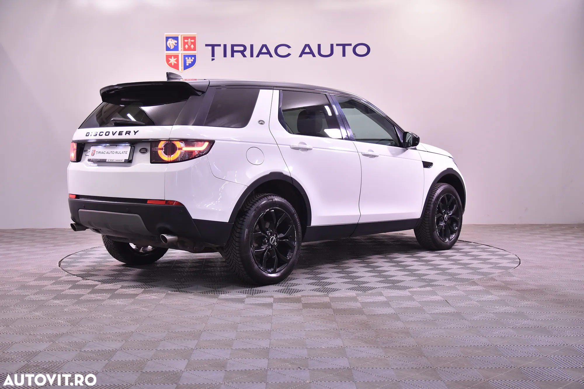 Land Rover Discovery Sport 2.0 l TD4 HSE Aut. - 5