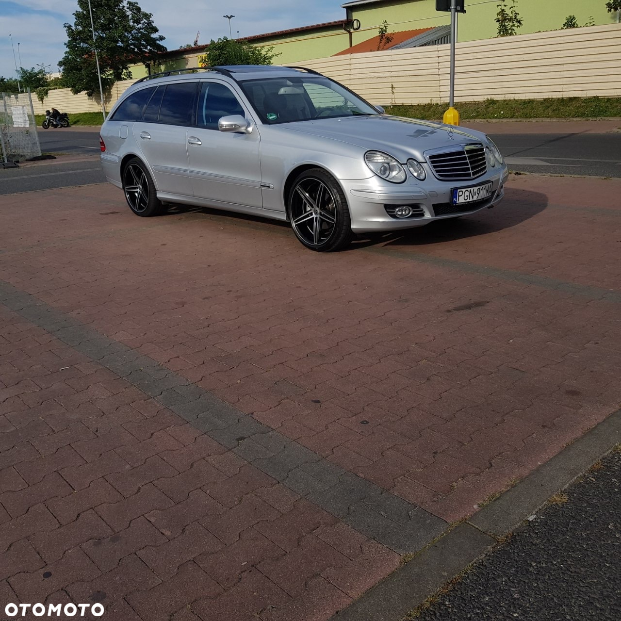 Mercedes-Benz Klasa E 200 T Kompressor Automatik Avantgarde - 35
