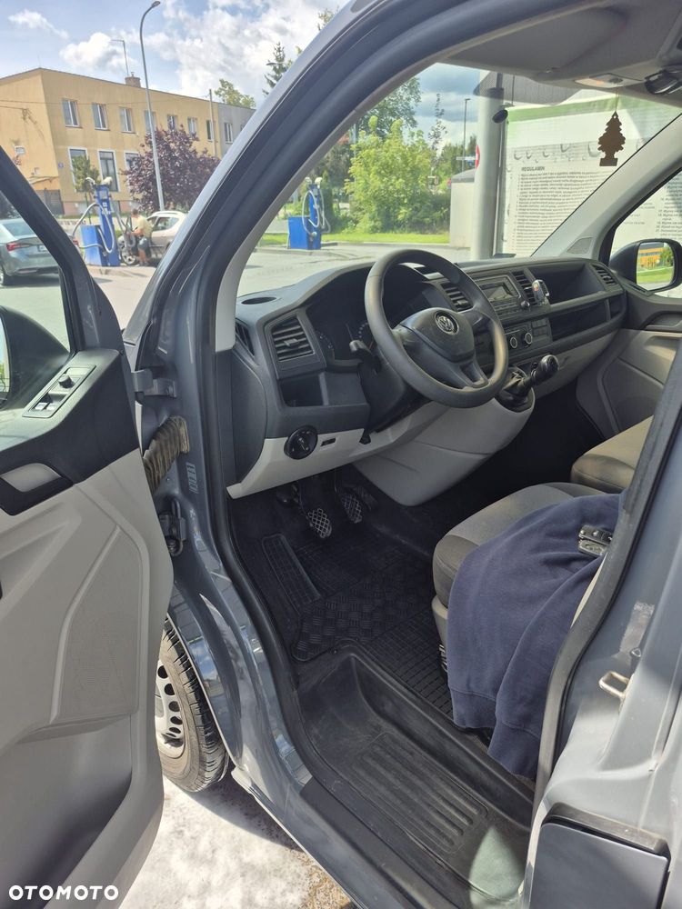 Volkswagen Transporter - 4