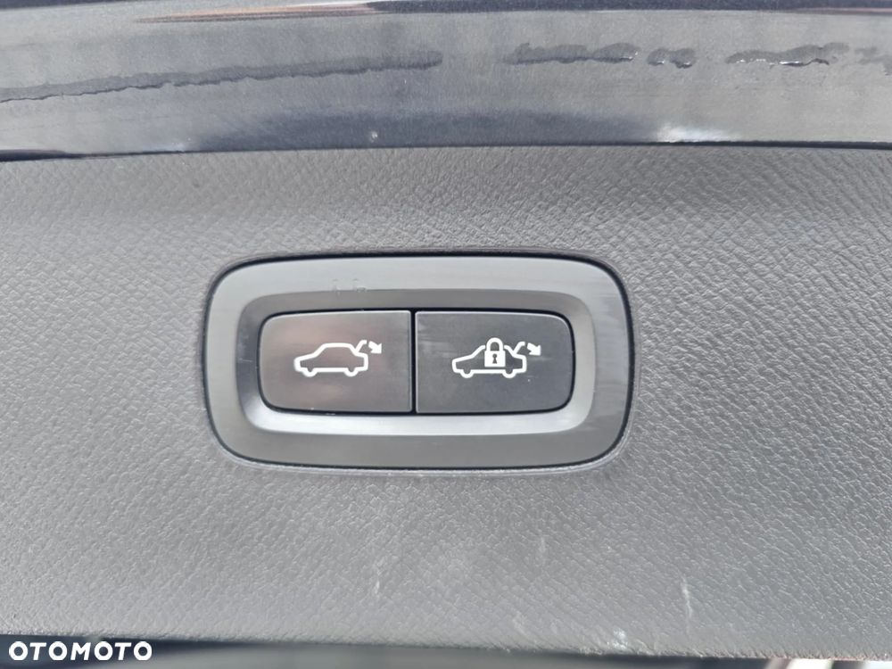 Volvo XC 90 D5 AWD Inscription 7os - 17