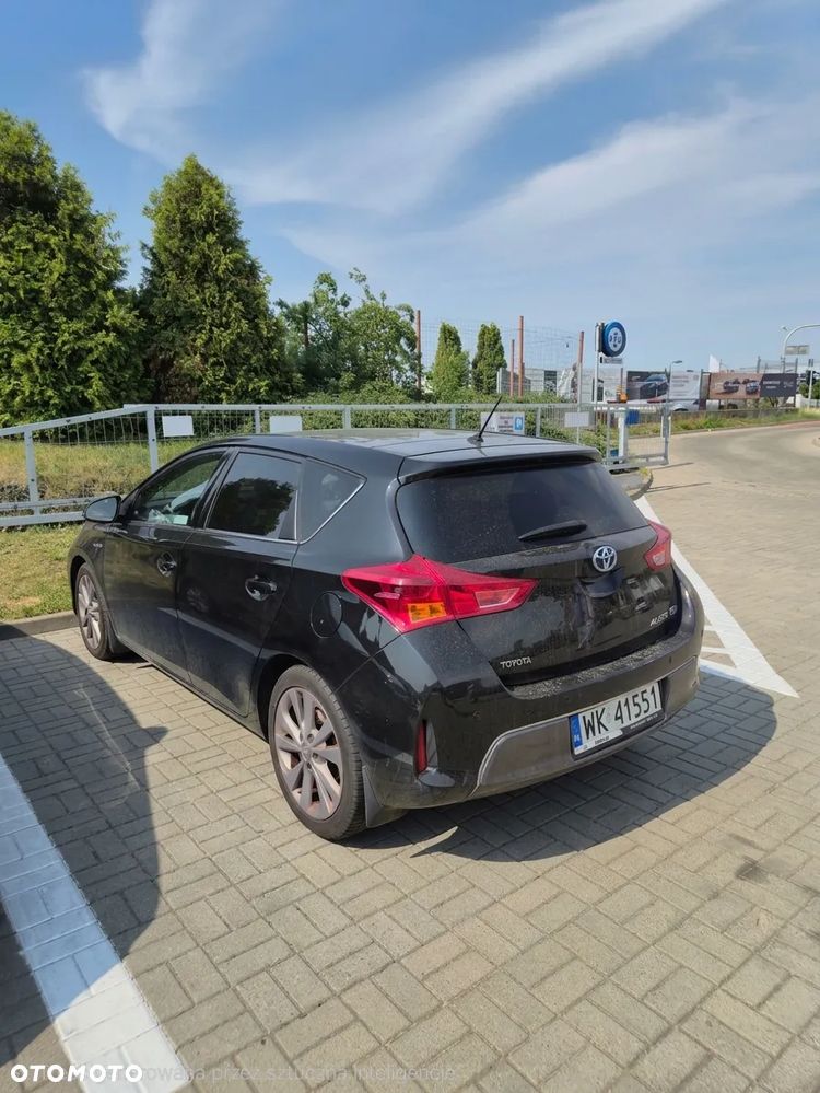 Toyota Auris - 4