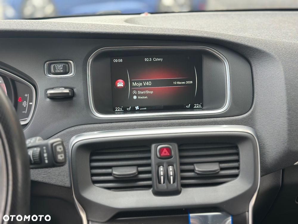 Volvo V40 D2 Drive-E R-Design Momentum - 20