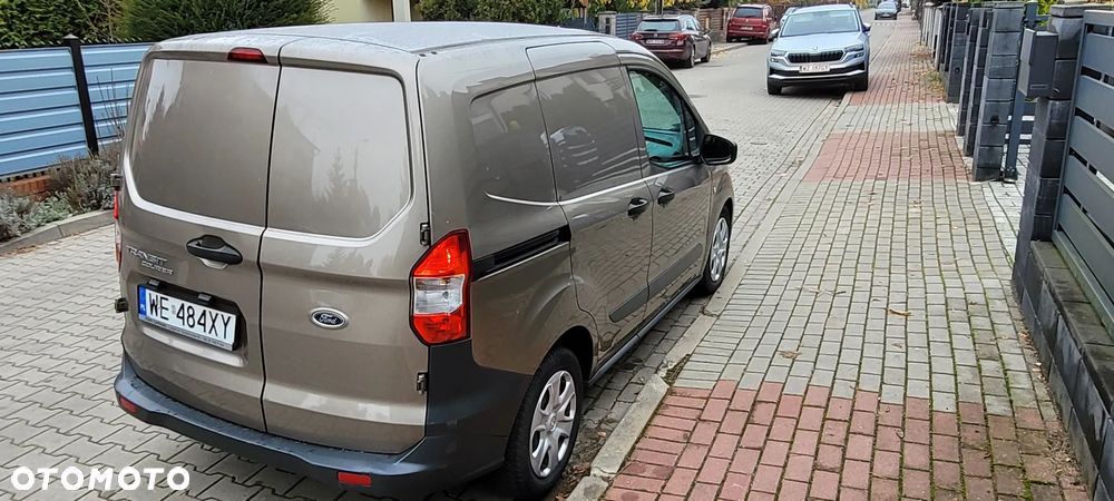 Ford Transit courier - 8