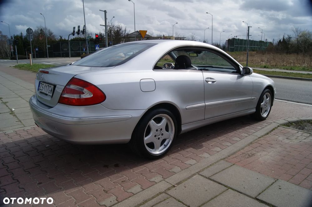 Mercedes-Benz CLK 240 Avantgarde - 17