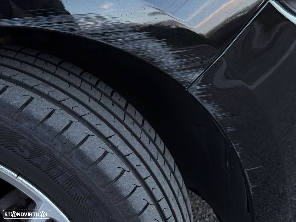 Renault Clio Sport Tourer - 24