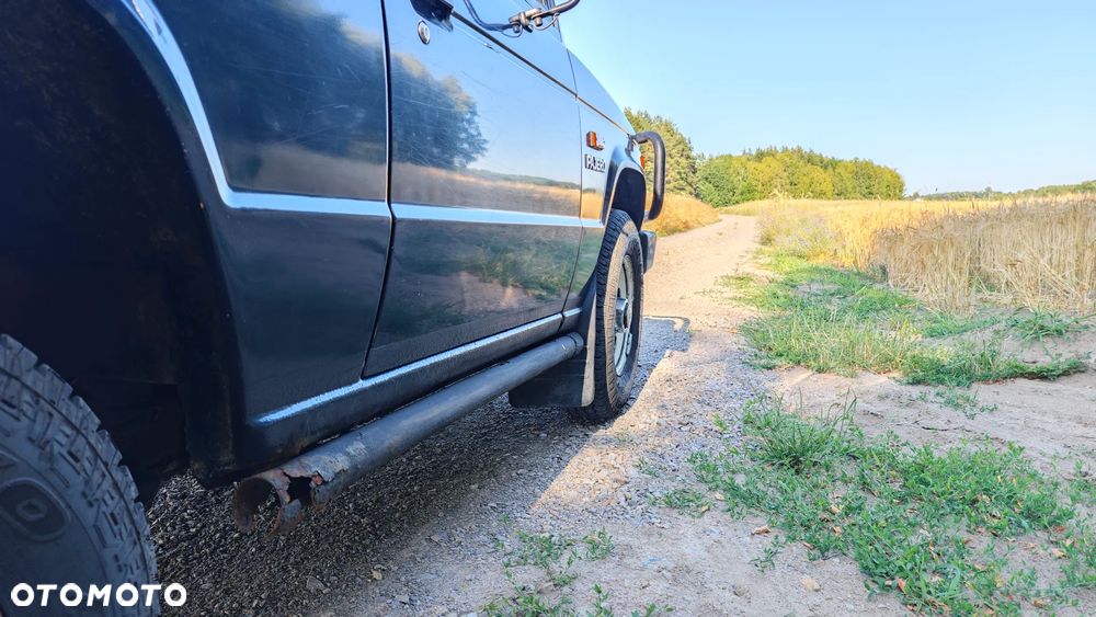 Mitsubishi Pajero - 18