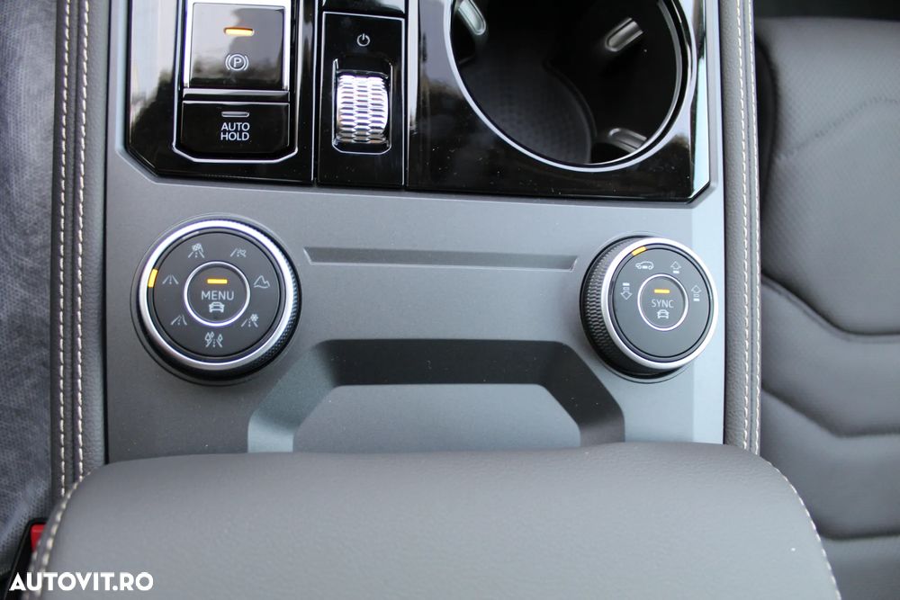 Volkswagen Touareg 3.0 V6 TDI SCR 4Motion Automatik Elegance - 35