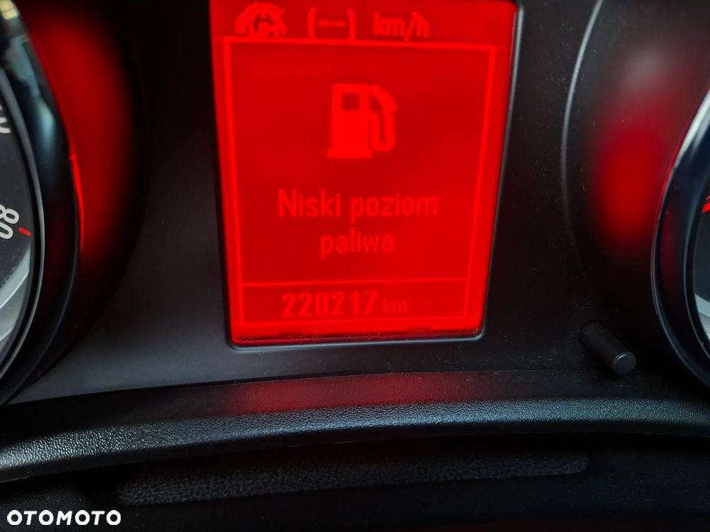 Opel Astra 1.4 T Cosmo - 32