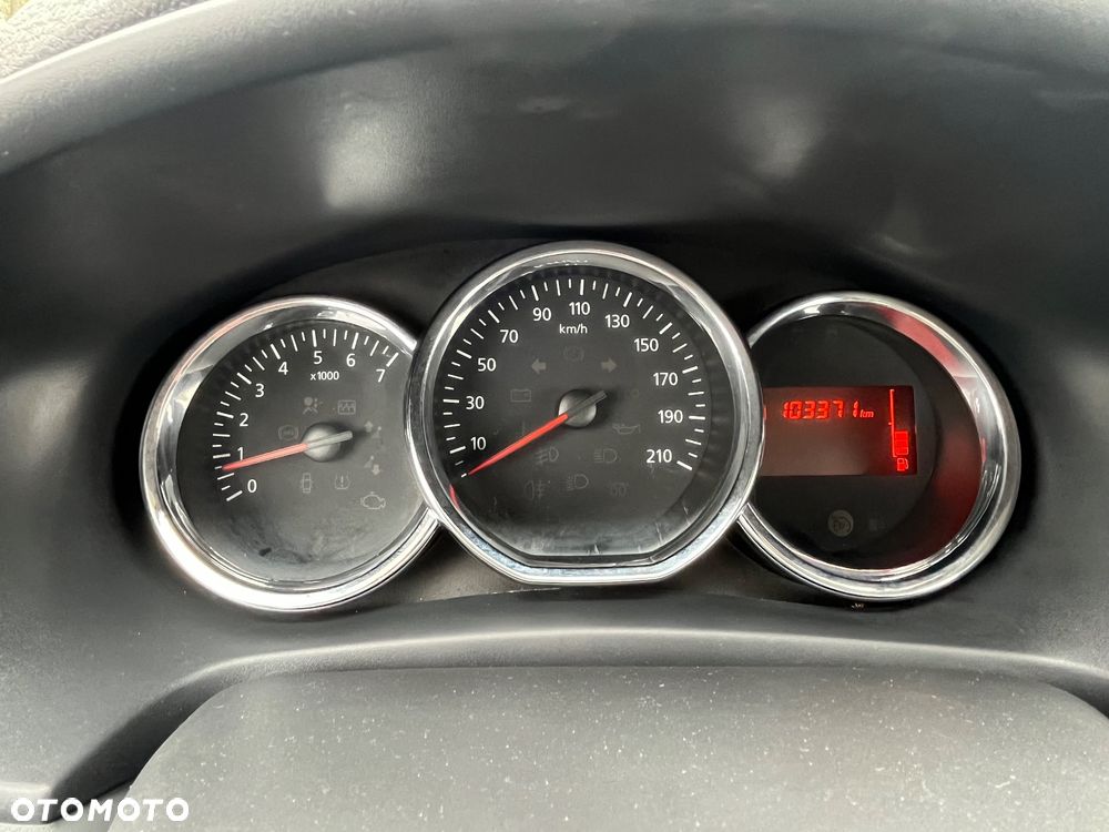 Dacia Sandero 1.2 16V - 11