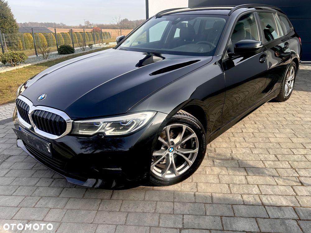 BMW Seria 3 320i Sport Line - 12