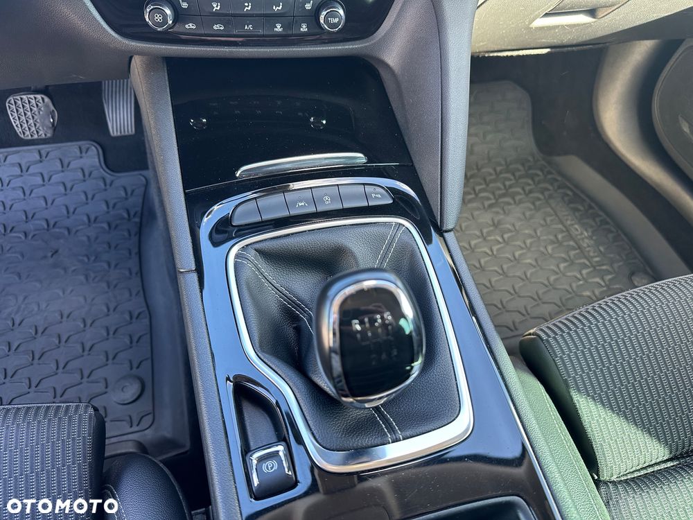 Opel Insignia 2.0 CDTI ecoFLEX Start/Stop Sport - 18