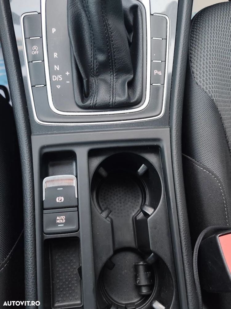Volkswagen Golf 1.6 TDI DSG Comfortline - 10