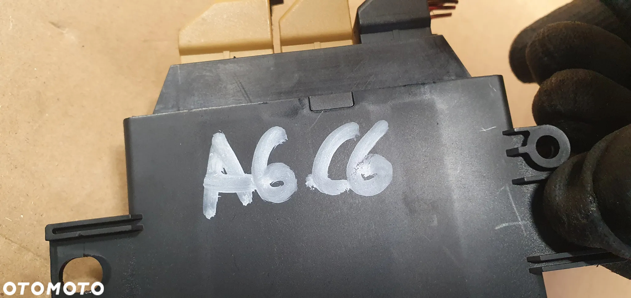 Moduł sterownik parkowania PDC Audi A6 C6 4F0919283G 4F0910283G - 5